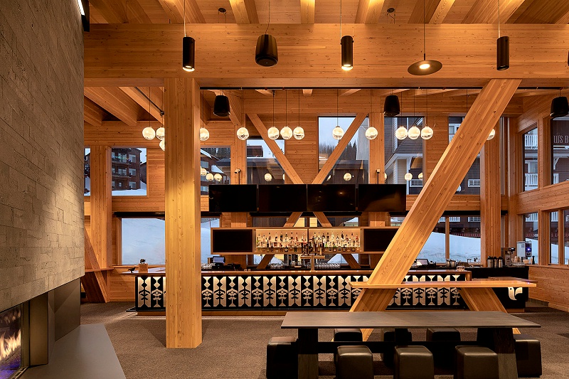 艺加设计-酒店设计-Humbird酒店：现代与自然融合的滑雪度假酒店