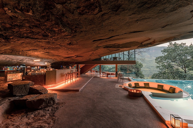 艺加酒店设计为您分享：匠庐洞穴酒店：自然工匠的杰作，赋予洞穴独特的人文气息