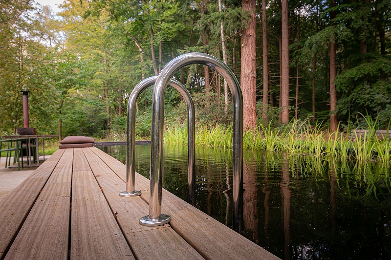 艺加设计-酒店设计-绿屋酒店：森林中的玻璃度假屋