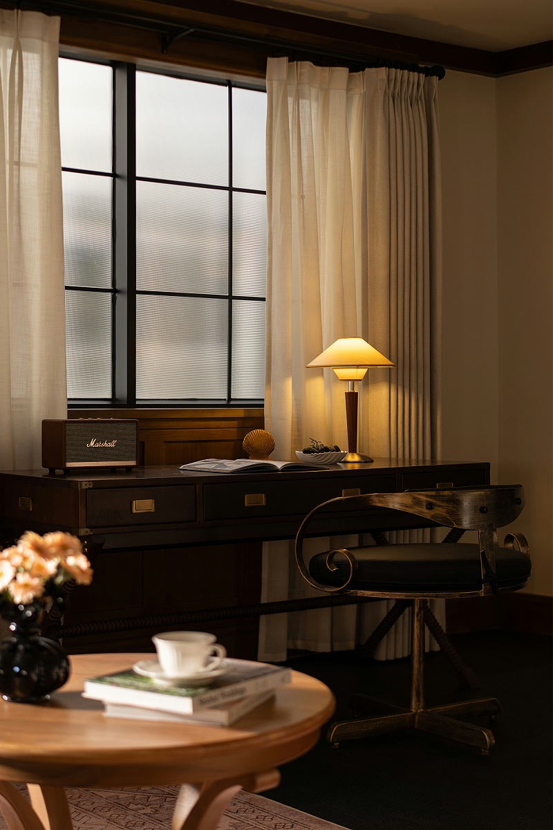 艺加设计-酒店设计-花房酒店：设计从建筑的内部思考