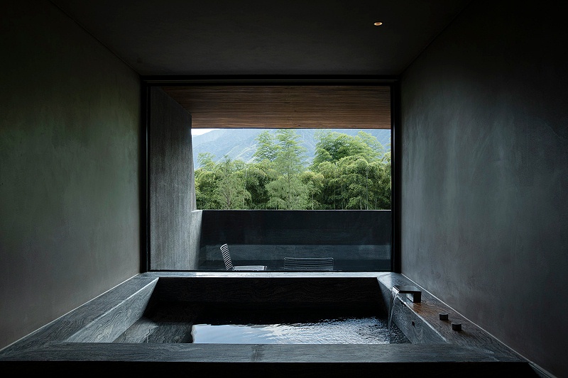 艺加设计-酒店设计-林中酒店：竹林里的黑房子