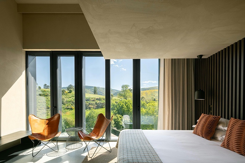 艺加设计-酒店设计-TerraSense山地隐逸酒店：嵌入山地景观的度假隐居